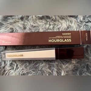 Hourglass Vanish Concealer in Cotton